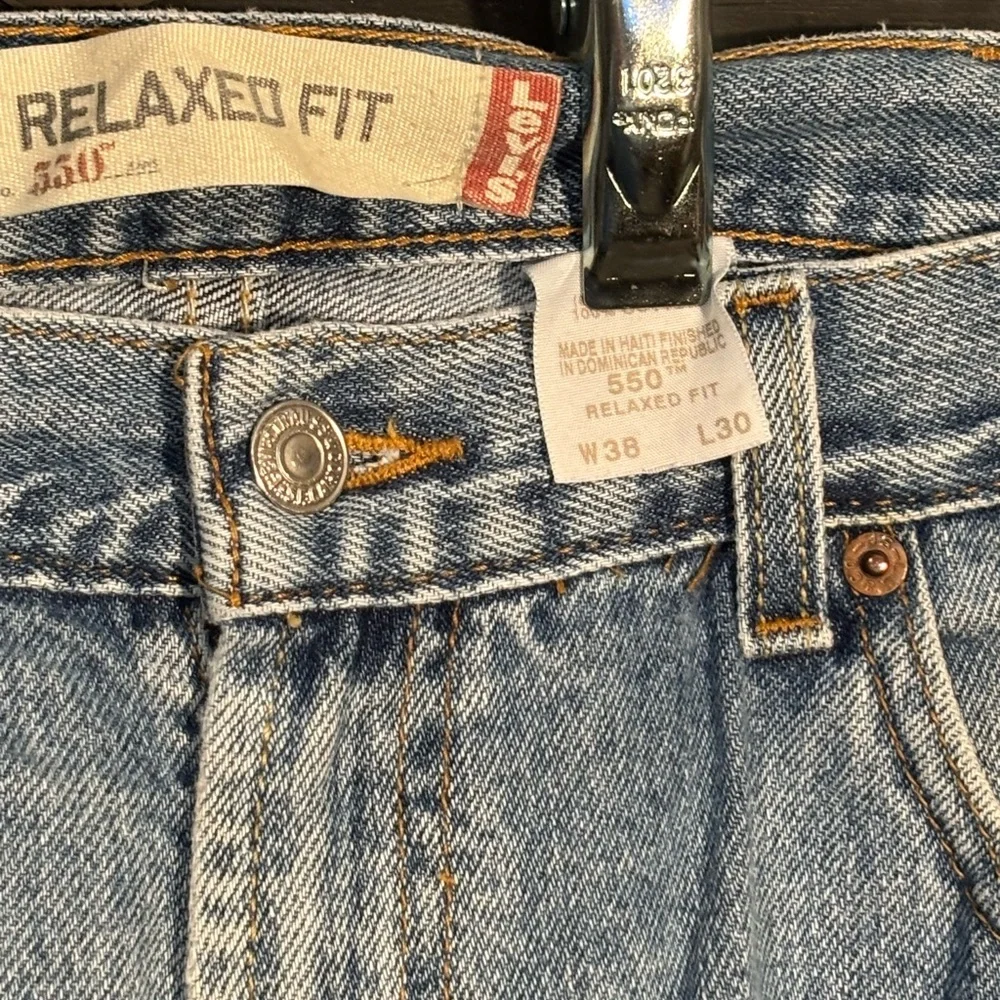 Levis make me